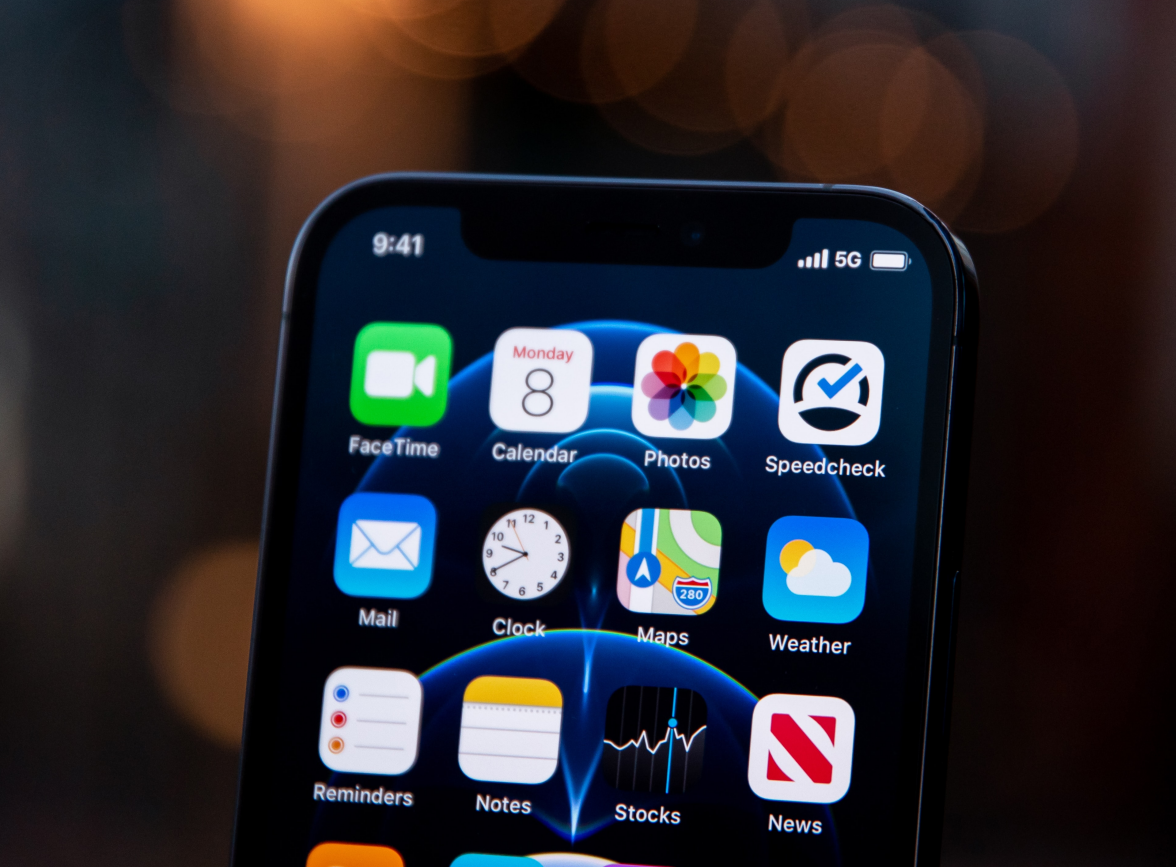 潍坊苹果手机维修分享为什么 iPhone 12 在冬季会自动关机 